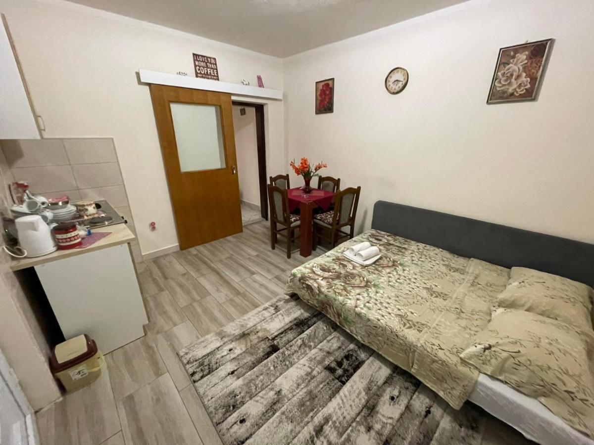 Apartmani Miro Trebinje Zewnętrze zdjęcie