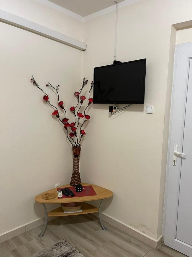 Apartmani Miro Trebinje Zewnętrze zdjęcie